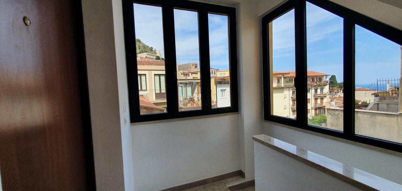 Anto'S Apartment Taormina Ngoại thất bức ảnh