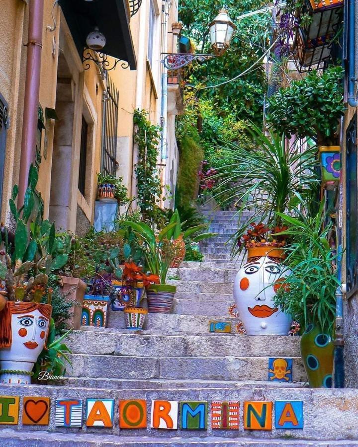 Anto'S Apartment Taormina Ngoại thất bức ảnh