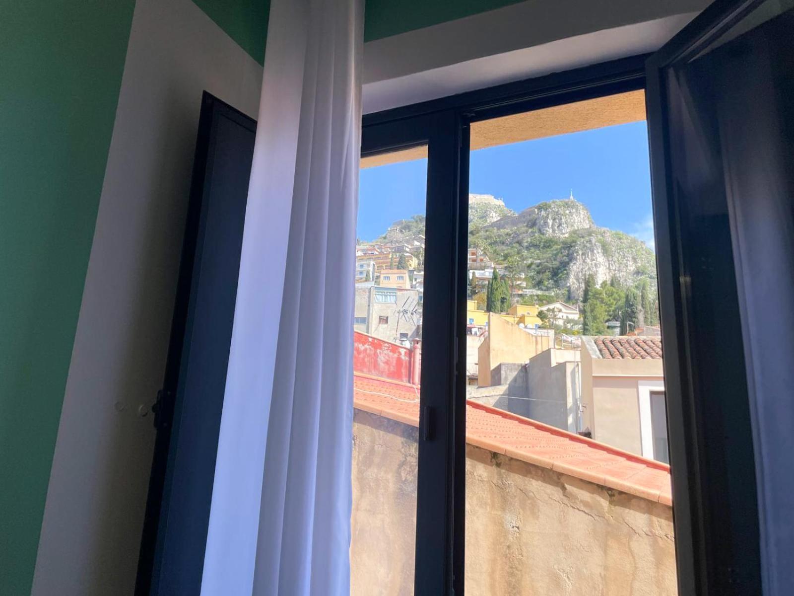 Anto'S Apartment Taormina Ngoại thất bức ảnh